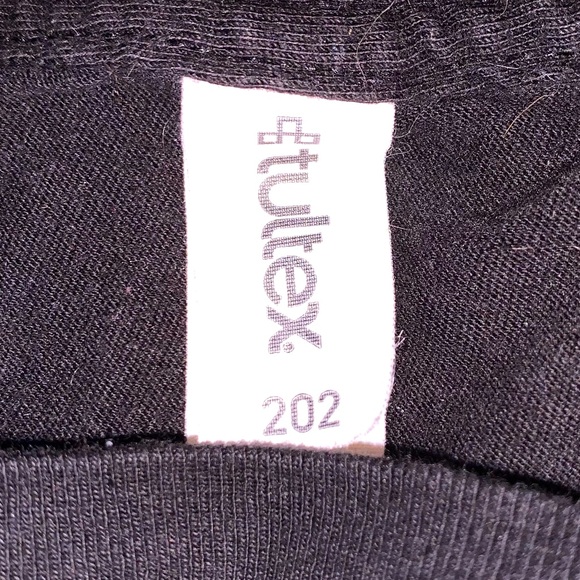 The Neighbourhood T-Shirt - Picture 4 of 4